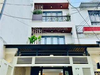 Bán nhà nguyễn đình chiểu  phú nhuận, dt 62m2, 1 trệt 2 lầu, 4pn, 3wc. đang cho thuê 15 tr/th. shr