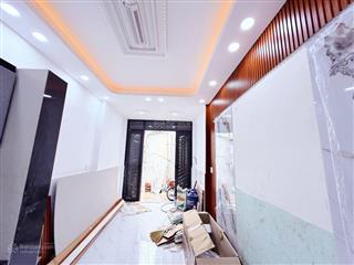 Nhà mới đẹp q12, 3pn full công năngô tô đỗ cửagần chợ thiếc, lê văn khương, thông ra bến xe buýt