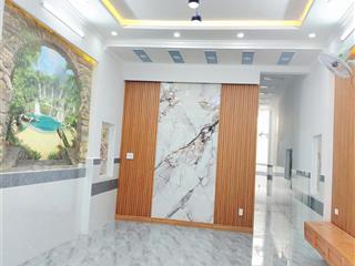 Giá tốt nhất khu vực, chỉ hơn 50tr/m2  nhà mới đẹp lung linh 68m2 đường trần thị hè q12, cách