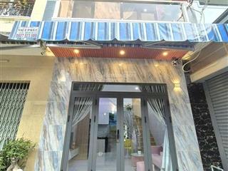 Cần bán gấp nhà 1 trệt 1 lầu ngay ngã tư bốn xã 5x16m