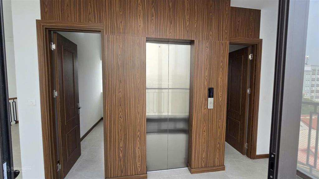 Chính chủ bán nhà phố lô góc siêu hiếm nguyễn thái học ba đình full nội thất đẹp  6 tầng thang máy