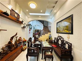 Bán nhà tại trần cunh,bắc từ liêm, hà nội dt 56m x 4 tầng , mt 4m , giá 12,9 tỷ nhà đẹp