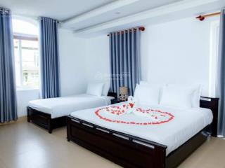 (ncc) cho thuê villa 4 tầng 12pn khu hồ nghinh  cách biển 500m diện tích 300m² (ngang 12m)