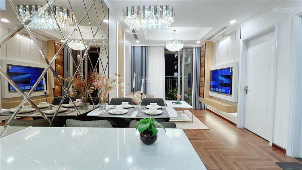 Bán chcc south building đường trần thủ độ. dt 103m2 3pn 2wc căn góc view hồ cực đẹp