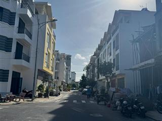 Bán lô đất acc quân đội tặng căn nhà thô 3 tầng cũ bắc nha trang gần biển phạm văn đồng  5ty550tr