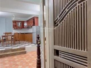 Chủ cần bán gấp nhà riêng tại phú đô diện tích 33m2 5 tầng , cách 30m oto