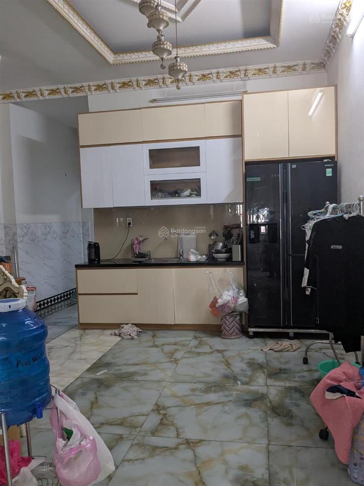 Nhà ngang 5.5m 20m ra mặt tiền lê thị hà 3 tầng 220m trung tâm hóc môn