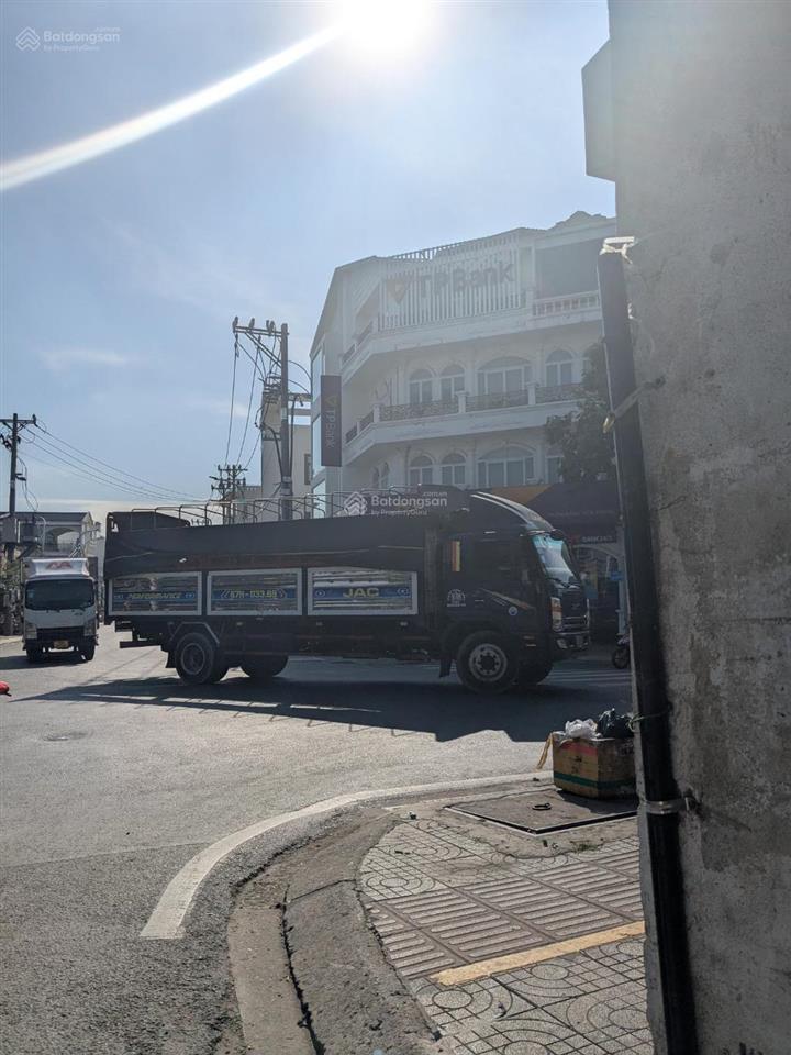 Nhà ngang 5.5m 20m ra mặt tiền lê thị hà 3 tầng 220m trung tâm hóc môn