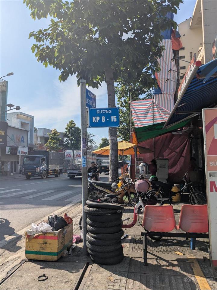 Nhà ngang 5.5m 20m ra mặt tiền lê thị hà 3 tầng 220m trung tâm hóc môn