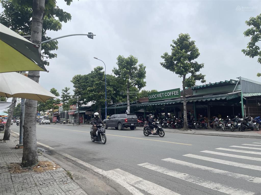 Nhà ngang 5.5m 20m ra mặt tiền lê thị hà 3 tầng 220m trung tâm hóc môn