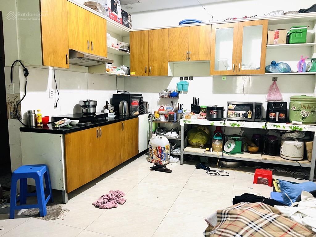 Nhà ngang 5.2mx18 vuông vức ngay chợ cây me  thái thị giữ  nguyễn thị huê gần bến xe anh sương