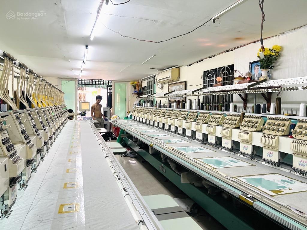 Nhà ngang 5.2mx18 vuông vức ngay chợ cây me  thái thị giữ  nguyễn thị huê gần bến xe anh sương