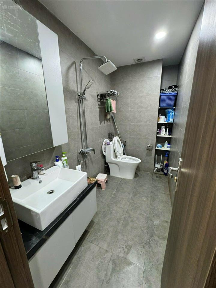 Giá chỉ 3,3 tỷ sở hữu ngay căn 2 phòng ngủ full đồ ở ngay  tại kđt đại thanh