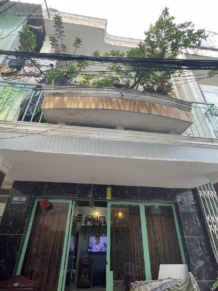 Bán gấp, nhà 2 mặt tiền, diện tích lớn 82.7m2, sổ vuông đẹp, tân thuận tây, quận 7