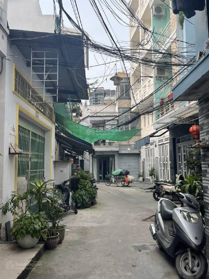 Bán gấp, nhà 2 mặt tiền, diện tích lớn 82.7m2, sổ vuông đẹp, tân thuận tây, quận 7