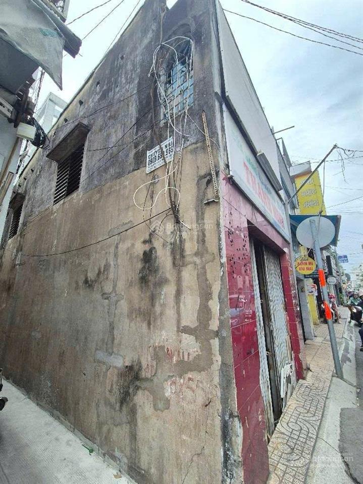 Mặt tiền  chỉ 5.2 tỷ  nhà nát  vị trí hiếm