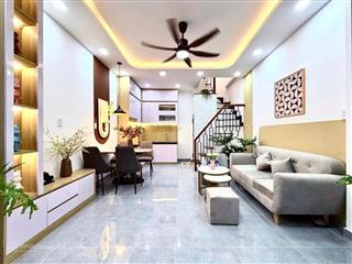 Nhà mới ở ngay  4 tầng btct  3pn 4wc full nội thất xịn  dt 25m2 (4x6.5) sổ a4  sd 94m2