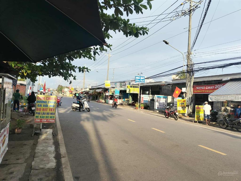 Cần bán nhà đất mặt tiền hùng vương, cách chợ 70m