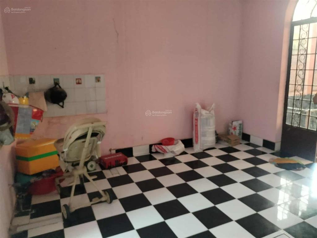 Cần bán nhà đất mặt tiền hùng vương, cách chợ 70m
