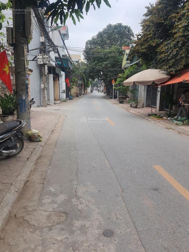 Chính chủ cần bán lô đất bắc cầu  ngọc thuỵ  long biên. dt 42m2  giá 3,75 tỷ