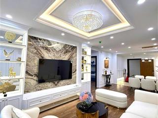 Tôi chính chủ cần bán căn góc 78m2 2pn 2wc tại goldmark city. full nội thất, sổ đỏ sẵn