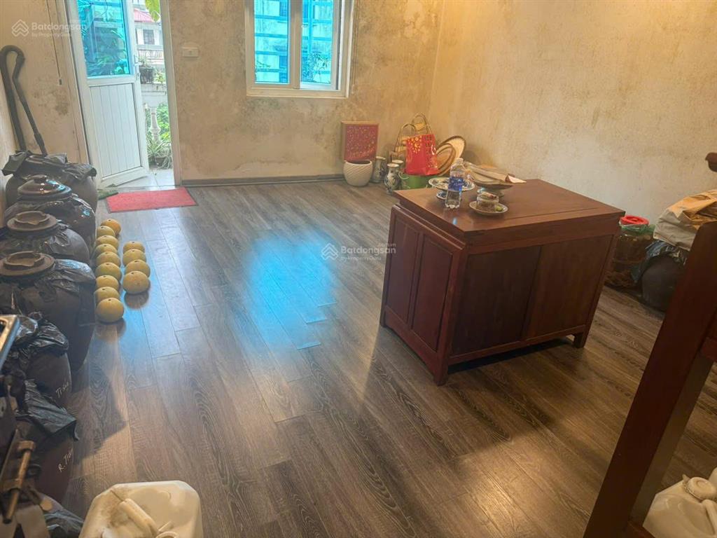 Chính chủ bán nhà phố, tiện kinh doanh  1 mặt tiền, 1 mặt thoáng, 146m2  4 tầng