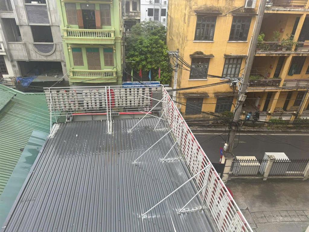 Chính chủ bán nhà phố, tiện kinh doanh  1 mặt tiền, 1 mặt thoáng, 146m2  4 tầng