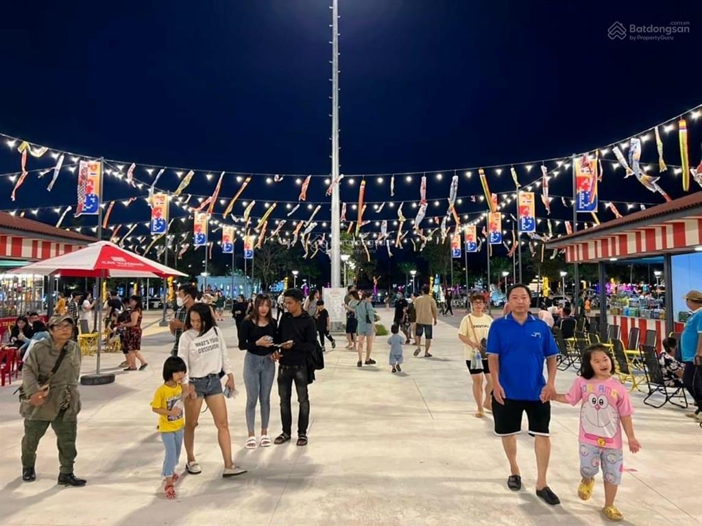 Chủ định cư nước ngoài cần bán gấp nền đất thổ cư 100% lô góc 2 mặt tiền. tại kđt cát tường wp2