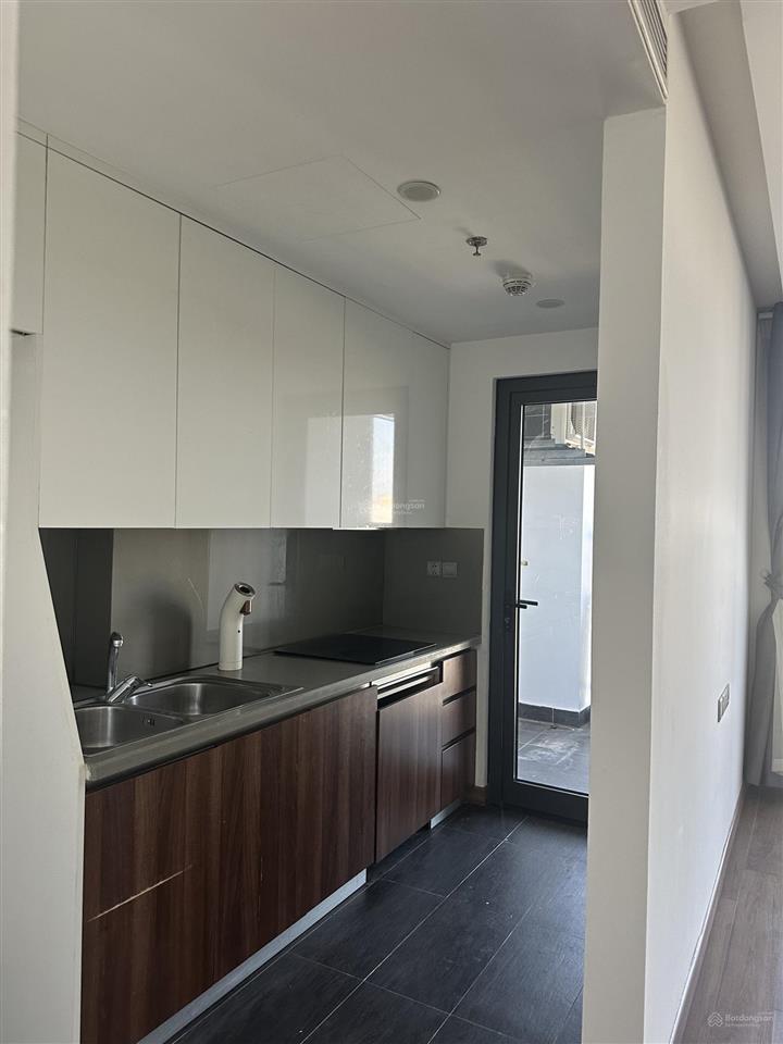 Chính chủ gửi bán nhanh căn hộ 82m view starlake vĩnh viễn toà cao cấp 6th element giá hợp lý nhất