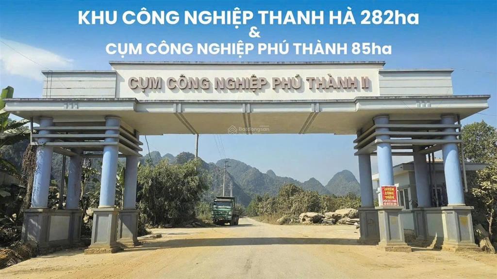 Do buôn bán e thiếu vốn nên em cần tiền bán gấp mảnh đất 60m2 2 mặt tiền aci 0964 613 *** e gửi tt