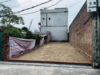 Do buôn bán thiếuvốn nên tôi cần tiền bán gấp mảnh dất này200m là ra trường học trung tâm hànhchính