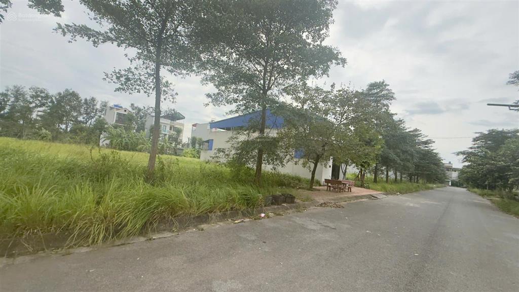 Chính chủ cần bán 3 lô đất dự án new city phố nối khu a   0946 505 ***