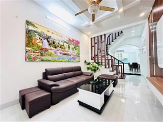 Bán nhà dân xây  mễ trì  76m2  giá 11 tỷ khu vực trung tâm, an sinh tốt