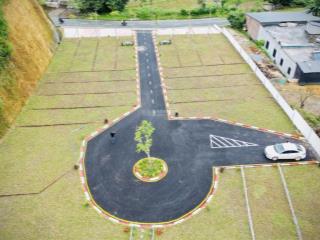 Hàng hot đây ạ, 560tr có ngay 101m2, sổ đỏ công chứng luôn