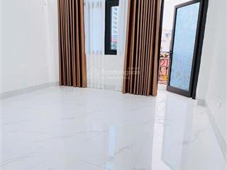 Mặt phố  đường trần phú  60m  5 tầng mới koong  6pn