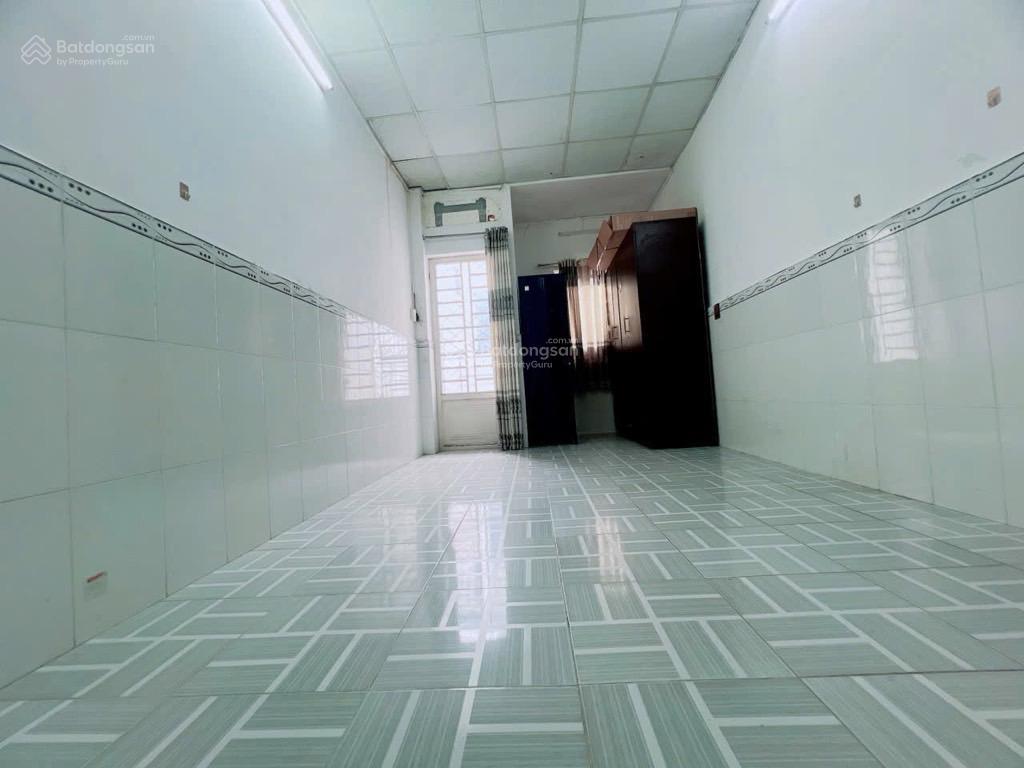 56m2 đoàn văn bơ  q4  không lộ giới, không quy hoạch  đang cho thuê 8 triệu  nhỉnh 4 tỷ