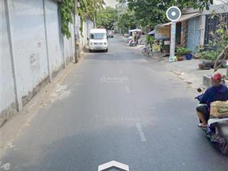 Nhà mặt tiền đường 8m xe hơi quay đầu.