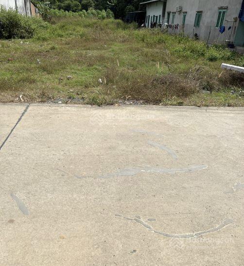 Chủ gửi hơn 1 xào đất đường bê tông cách dh507 200m nằm sát bên chợ an thái