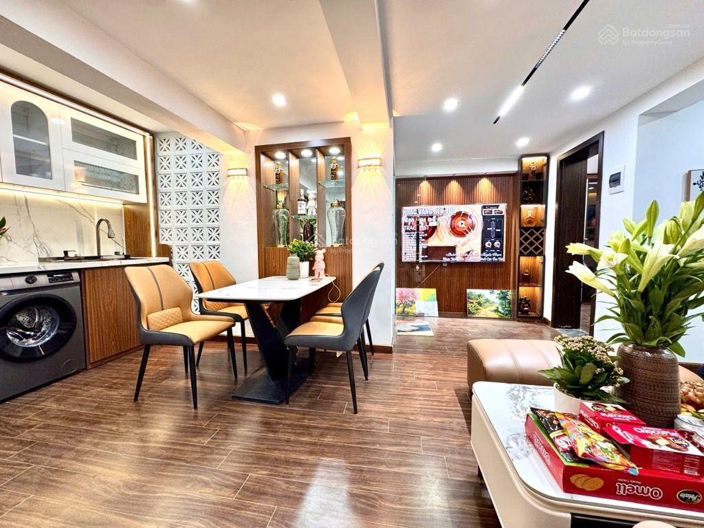 Tập thể tầng 1 đống đa sd 100m² 4.99 tỷ căn góc 3 mặt thoáng 3 ngủ riêng ô tô đỗ cổng full nội thất