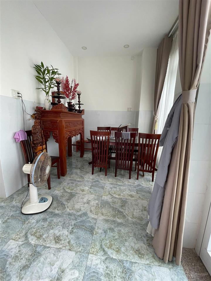 Bán nhà đẹp  dt 68m2 (5x14m)  2 tầng  3pn  điện biên phủ  nha trang  chỉ 3tỷ6