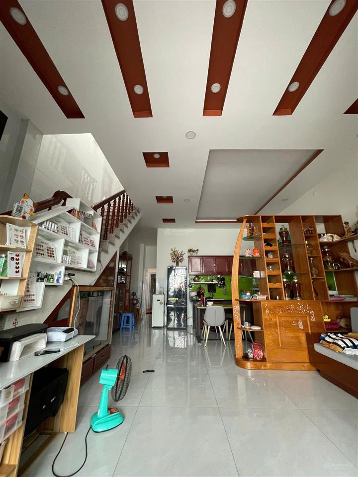 Bán nhà đẹp dt 68m2 (5x14m) 2 tầng 3pn điện biên phủ nha trang chỉ 3tỷ6