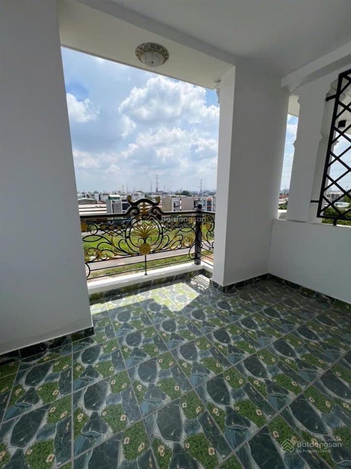 Nhà mới 4 tầng,quốc lộ 1a ,bình hưng hoà b ,bình tân  dt 4 x 13m (52m2) 6tỷ6
