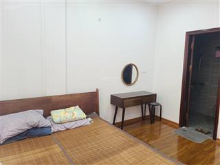 Cho thuê căn hộ chung cư 03 phòng ngủ, 2 vệ sinh, full nội thất. diện tích 107m2 siêu rộng