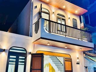 Một siêu phẩm vừa lên sóng, nhà đẹp cực hiếm full nội thất nhanh tay chốt