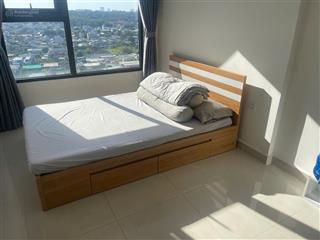 Bán căn studio 30m2 hướng tb tầng trung đẹp view thoán không bị che chắn. sổ sẵn. giá 2 tỷ all in