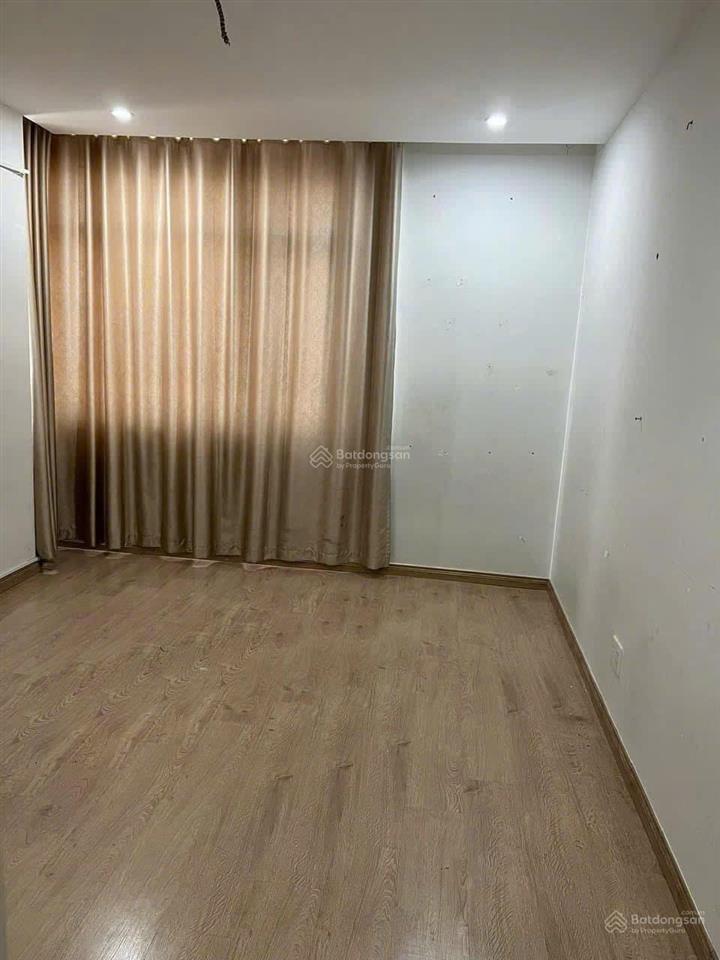 Chung cư the usefull, lạc long quân, tb 2p ngủ rộng, 2wc, máy lạnh giá 9tr/tháng