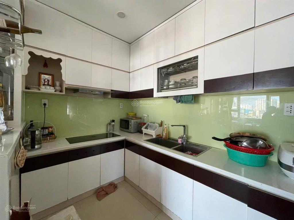 Chung cư the usefull, lạc long quân, tb 2p ngủ rộng, 2wc, máy lạnh giá 9tr/tháng