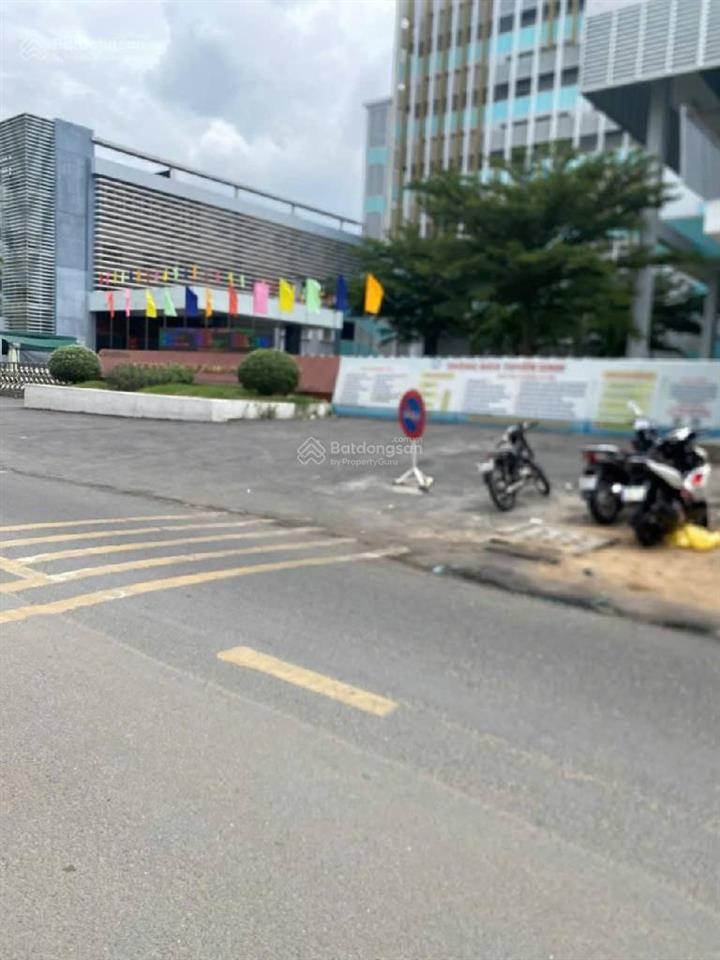Nhà 3 tầng p. linh chiểu, sổ riêng, 30m2, giá chỉ 2.9 tỷ.
