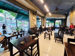 Hoàng như tiếp mặt phố lô góc đối diện bệnh viện tâm anh dòng tiền 65tr/tháng mặt tiền khủng