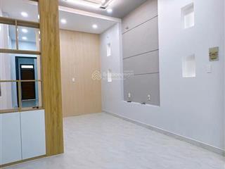 Nhà mới 04 tấm tôn đản 3 mặt tiền hẻm  ngang 3,5 dài 11m (dts 42m2)  nhà thiết kế trệt + 2